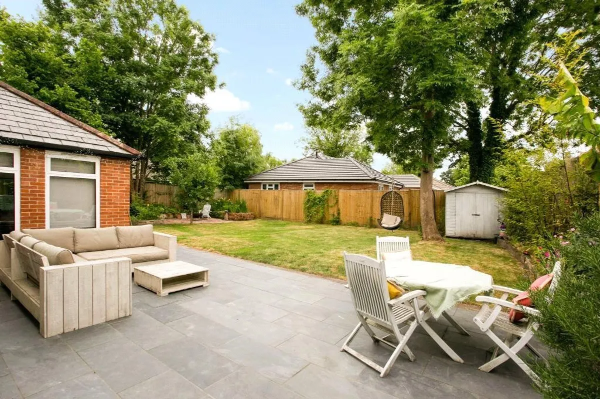 Sherfield Road, Bramley, RG26