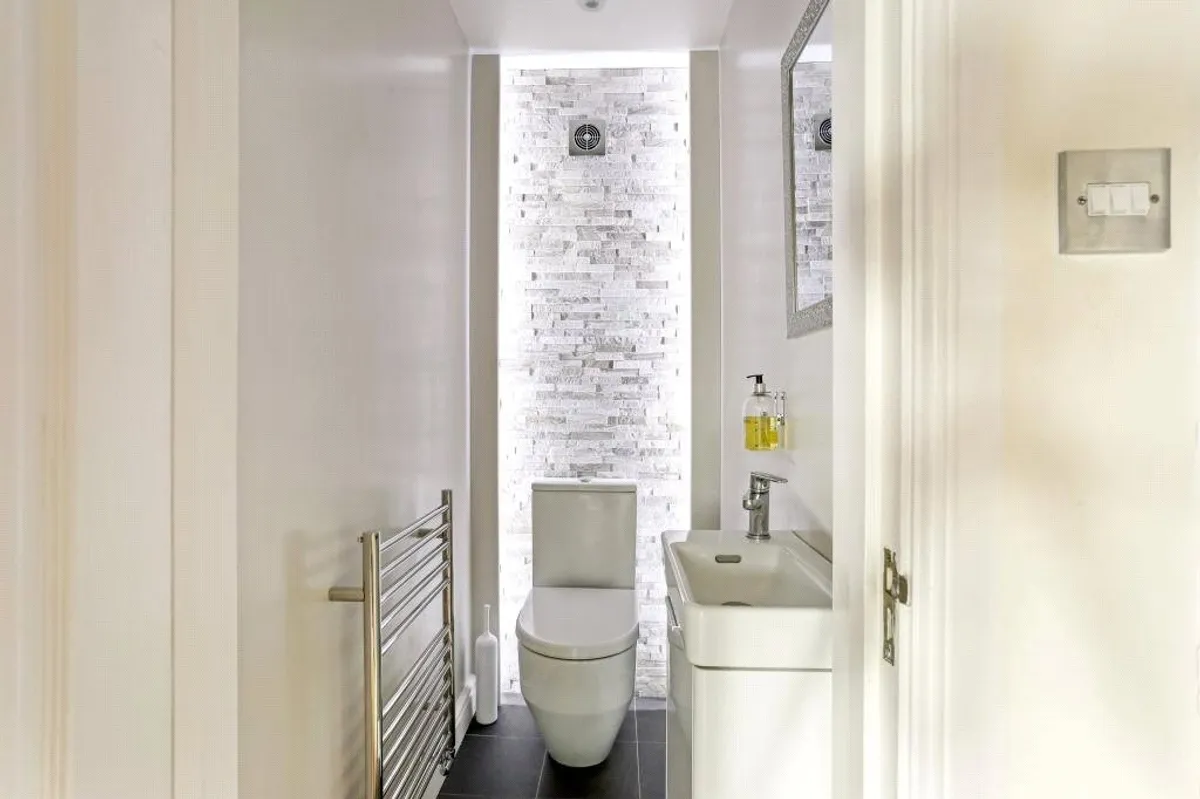 Meitner Close, Bramley, RG26