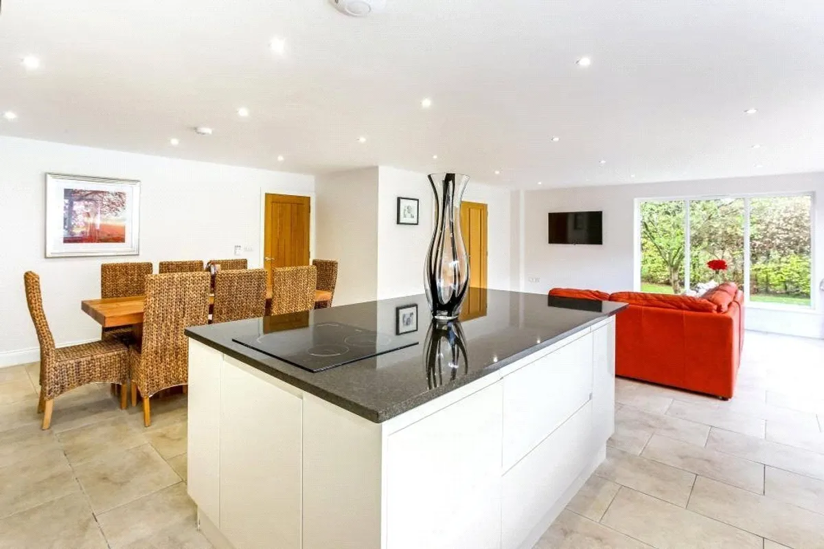 Avondale, New Road, Pamber Green, RG26