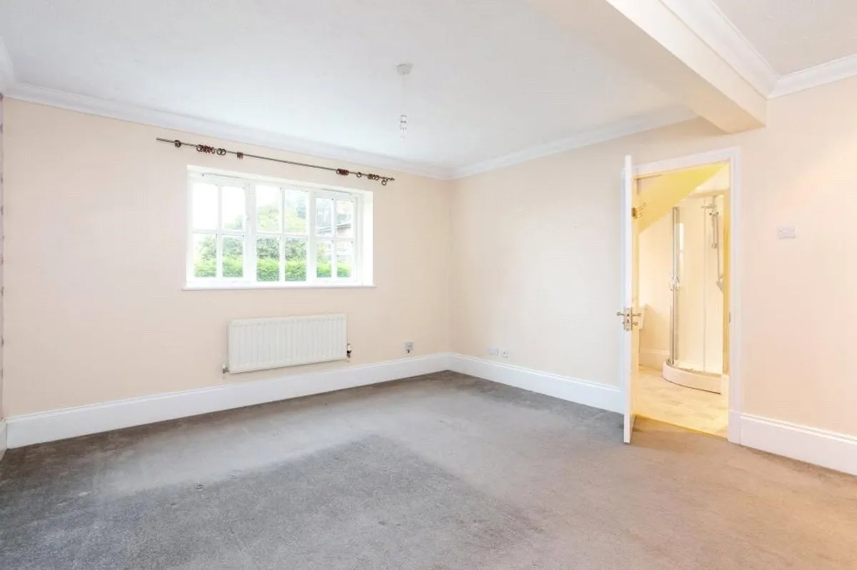 The Laurels, Little London, Nr Basingstoke, RG26