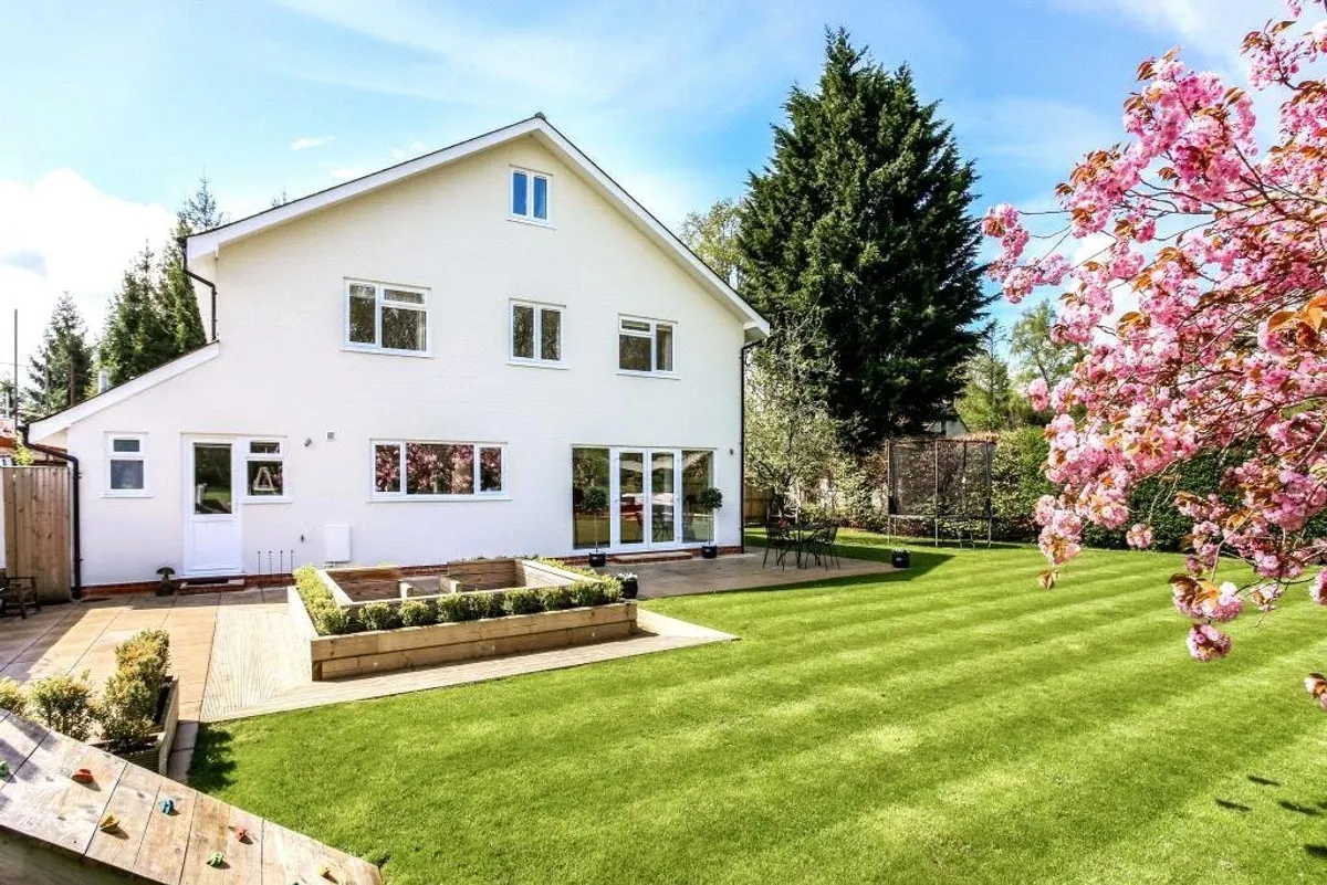 Avondale, New Road, Pamber Green, RG26