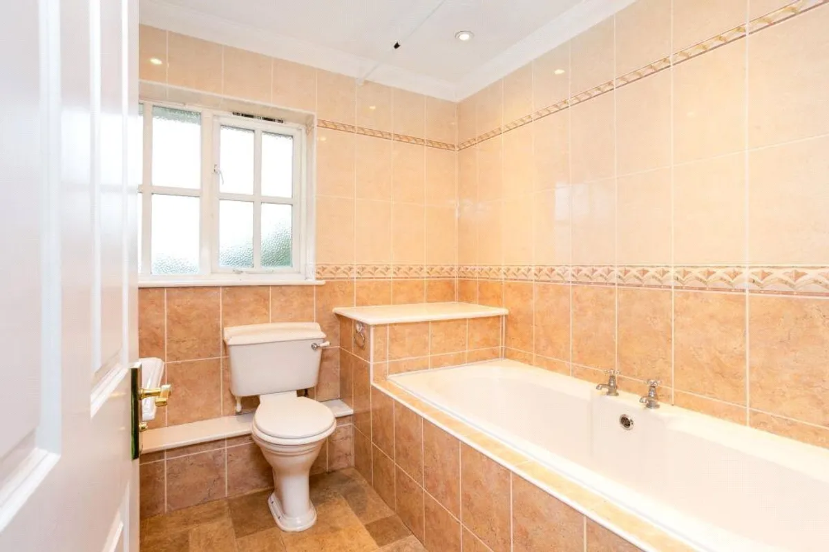 The Laurels, Little London, Nr Basingstoke, RG26