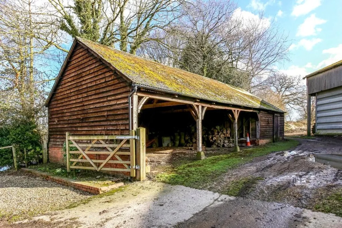 Olivers Lane, Bramley, RG26