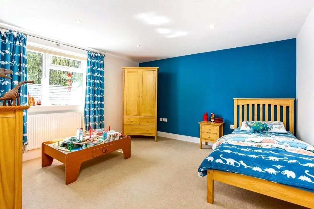 Avondale, New Road, Pamber Green, RG26
