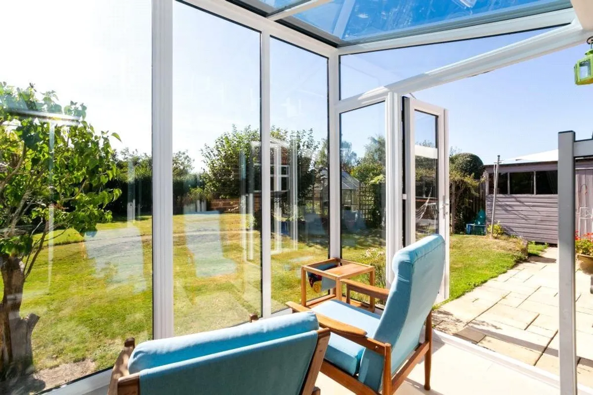 Northfield Road, Sherfield-On-Loddon, Hook, RG27