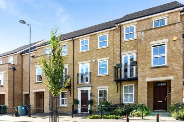 Rockbourne Road, Sherfield Park, Hook, RG27