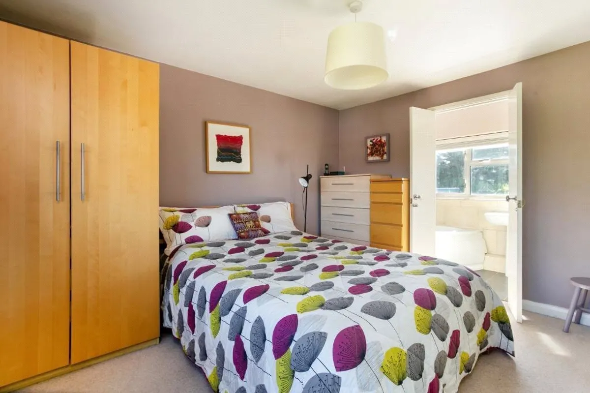 Northfield Road, Sherfield-On-Loddon, Hook, RG27