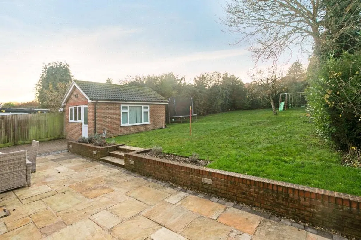 Kempshott Lane, Basingstoke, RG22
