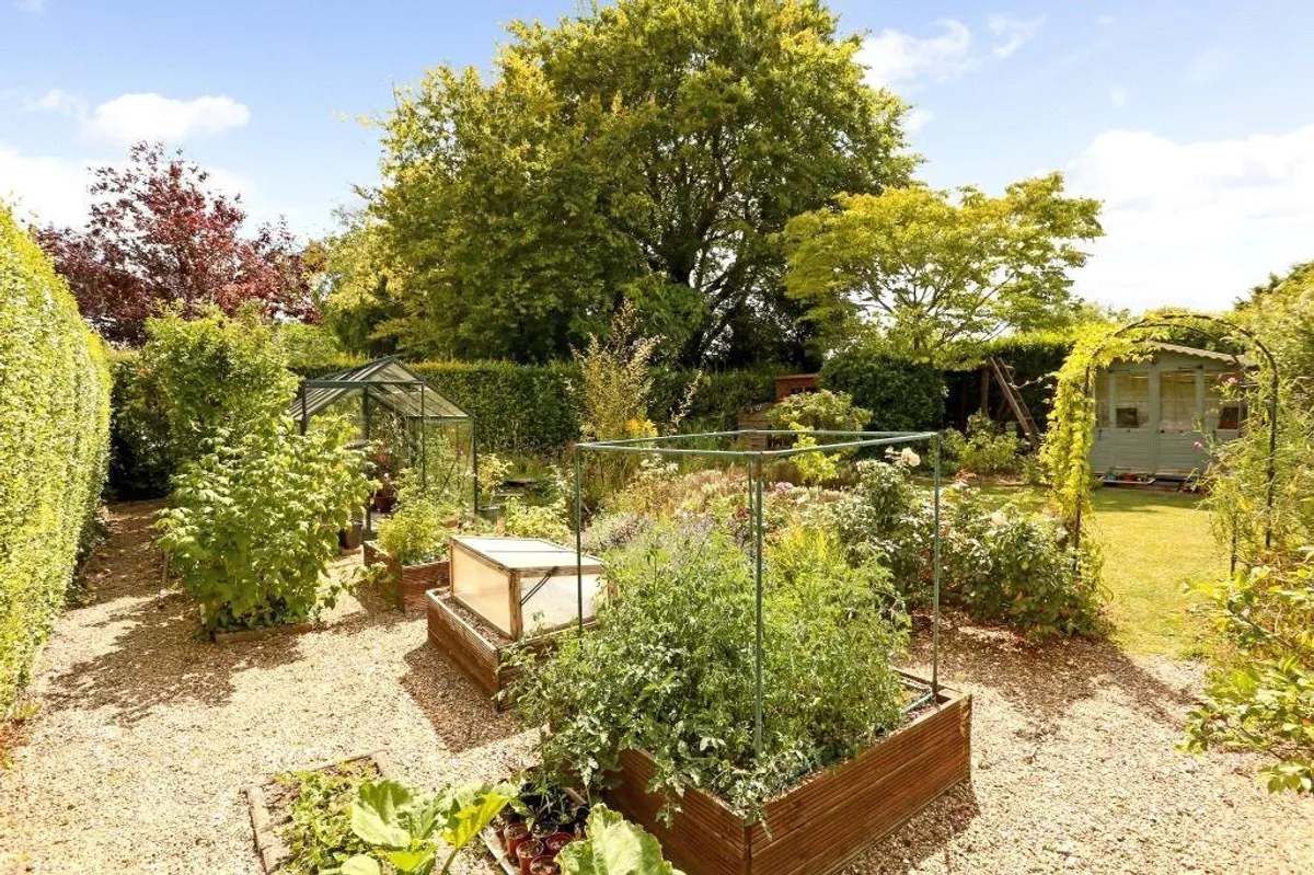 Welkin Lea, Cliddesden, RG25
