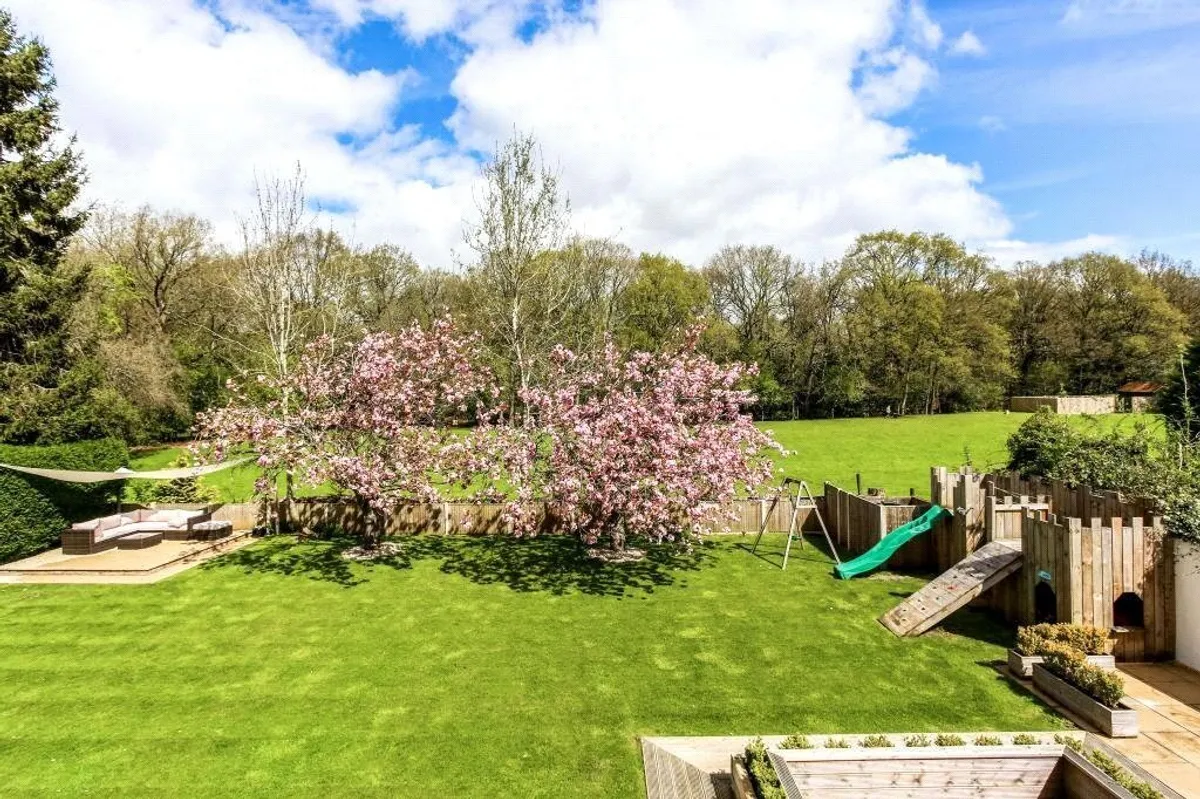 Avondale, New Road, Pamber Green, RG26