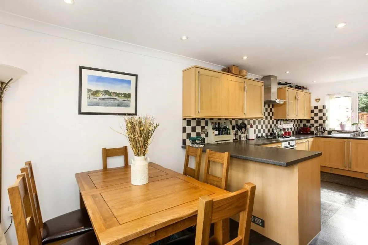 Juniper Close, Chineham, Basingstoke, RG24