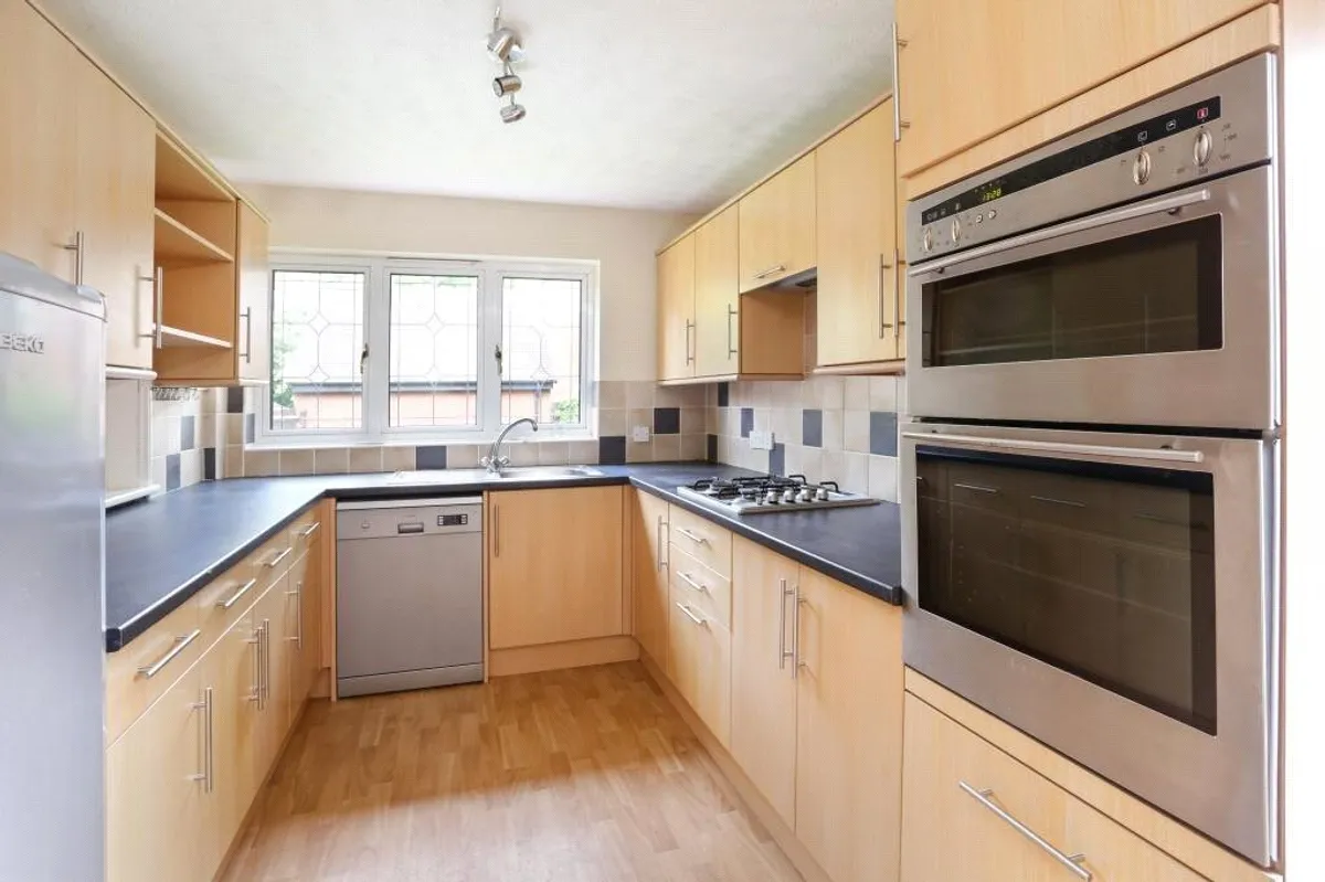 Heron Park, Lychpit, Basingstoke, RG24