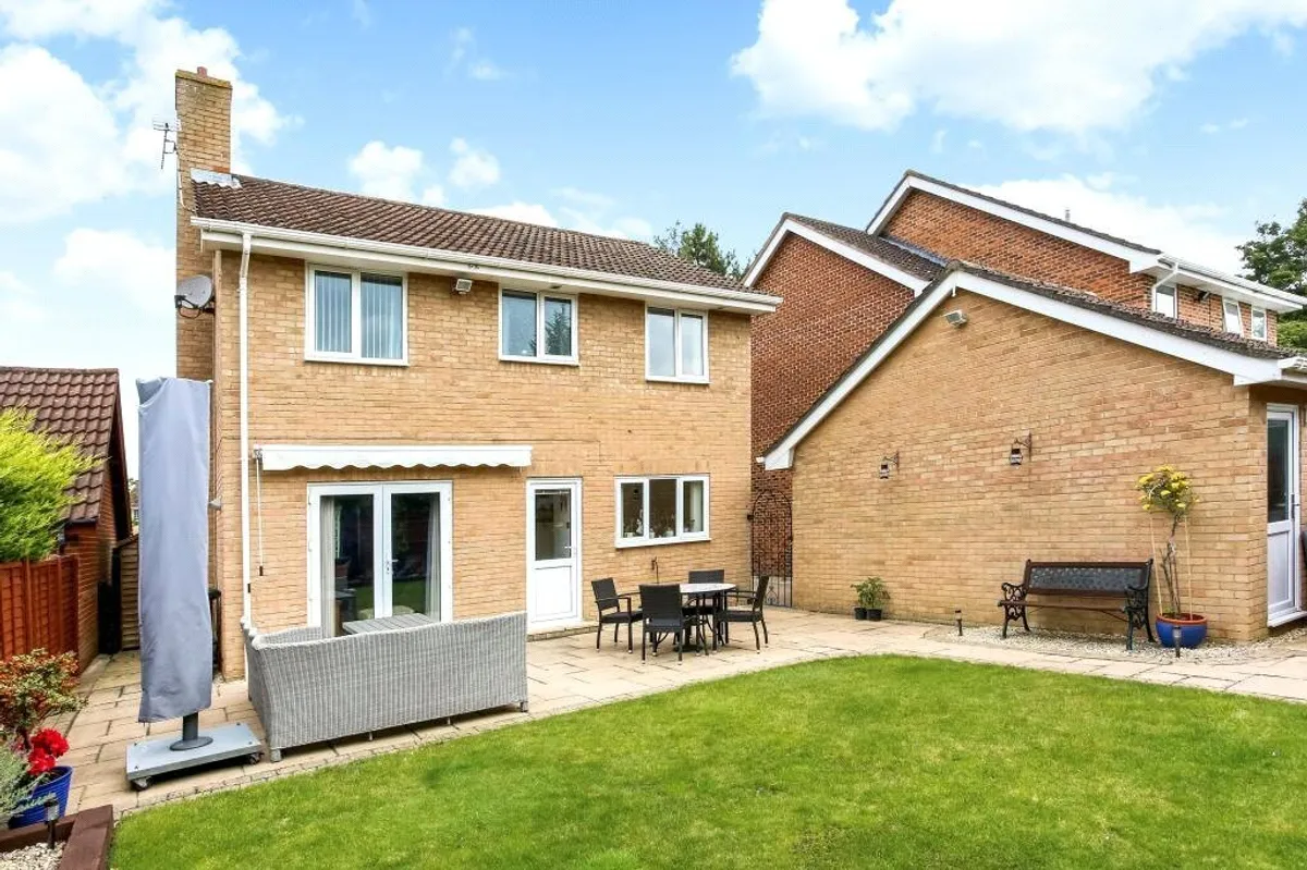 Juniper Close, Chineham, Basingstoke, RG24