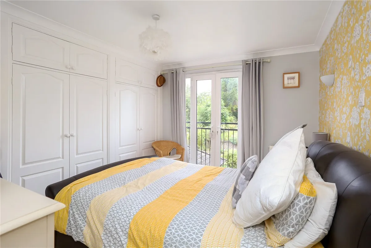 Southlea, Cliddesden, Basingstoke, RG25