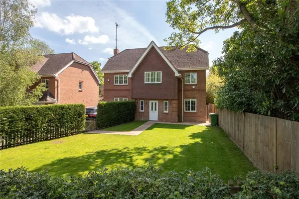 Hams Corner, Sherfield On Loddon, Hook, RG27