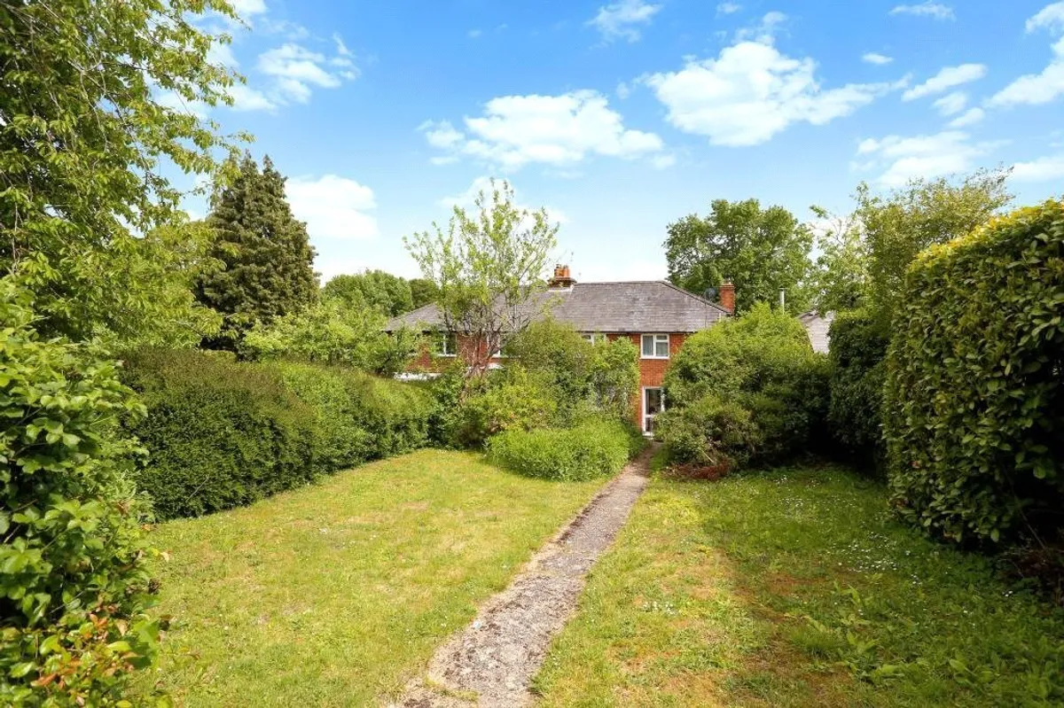 Southlea, Cliddesden, Basingstoke, RG25