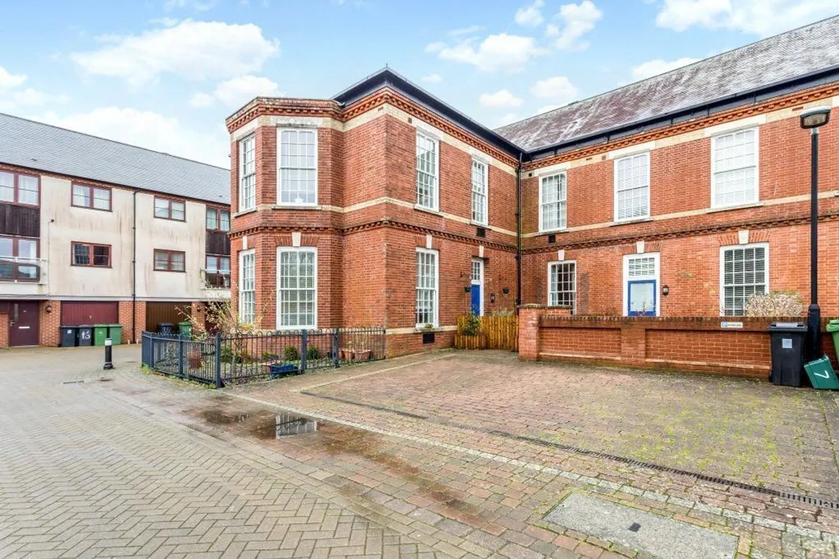 Canadian Way, Basingstoke, RG24