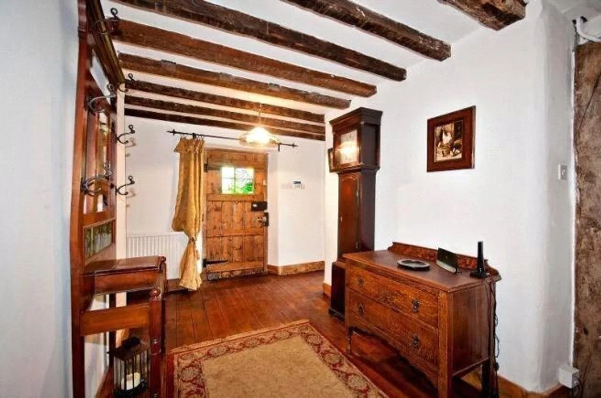 Reading Road, Sherfield-on-Loddon, Hook, Hampshire, RG27