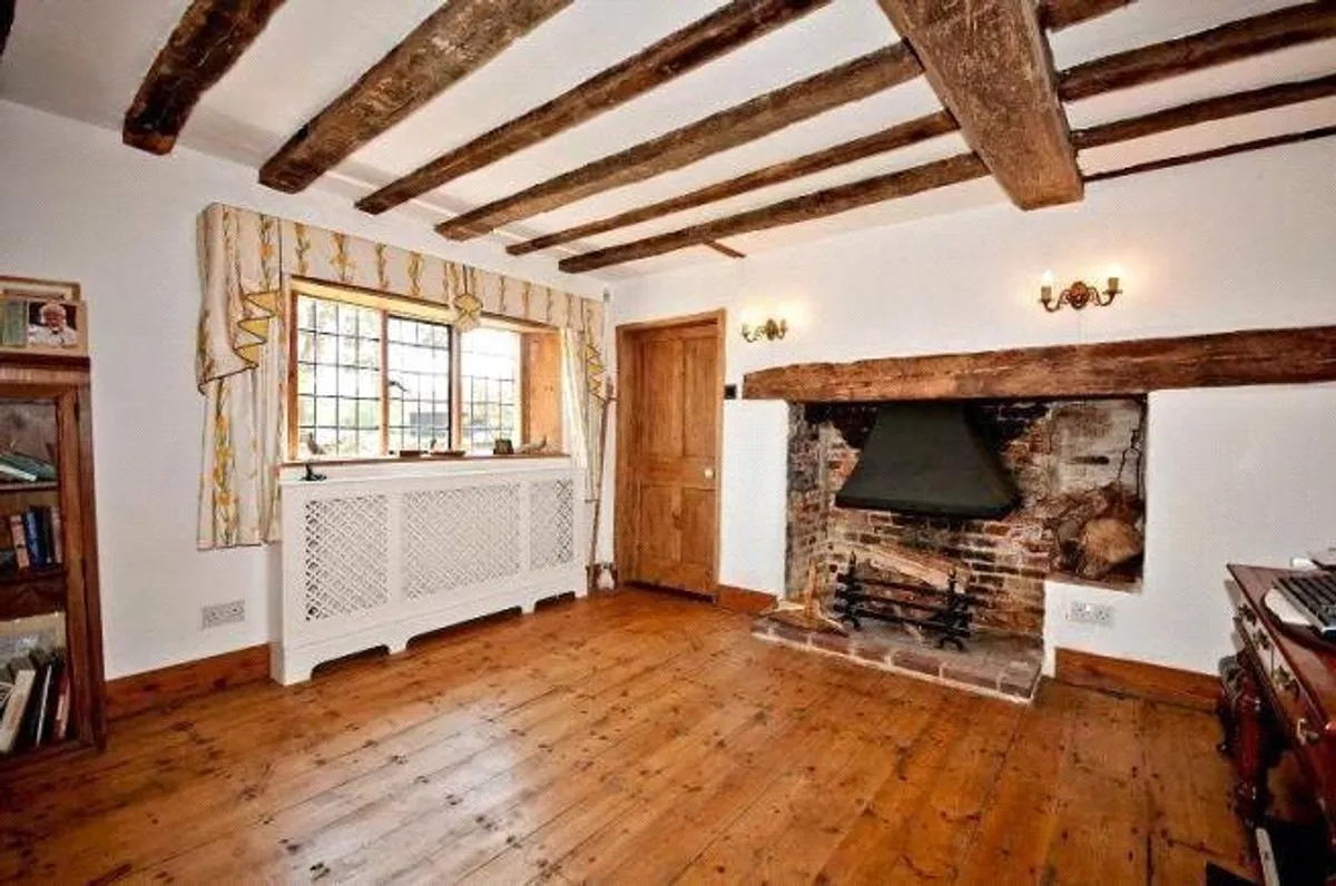 Reading Road, Sherfield-on-Loddon, Hook, Hampshire, RG27