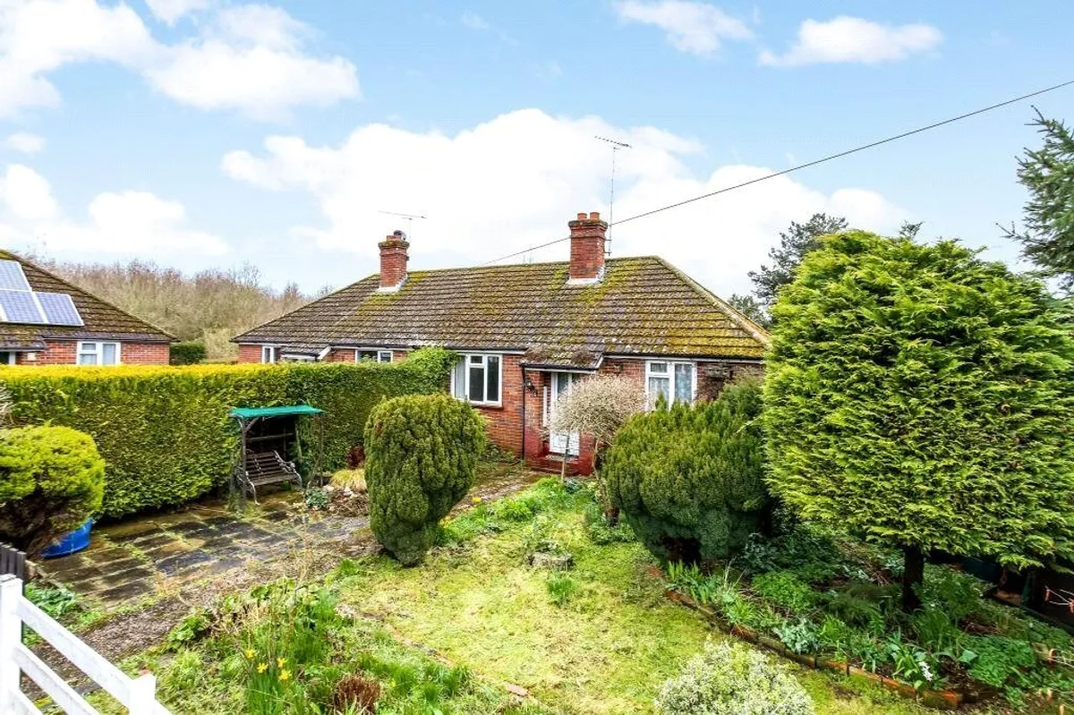 Hound Green Close, Mattingley, RG27