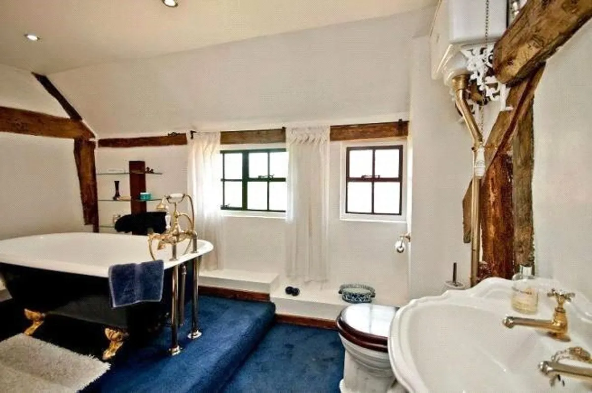 Reading Road, Sherfield-on-Loddon, Hook, Hampshire, RG27