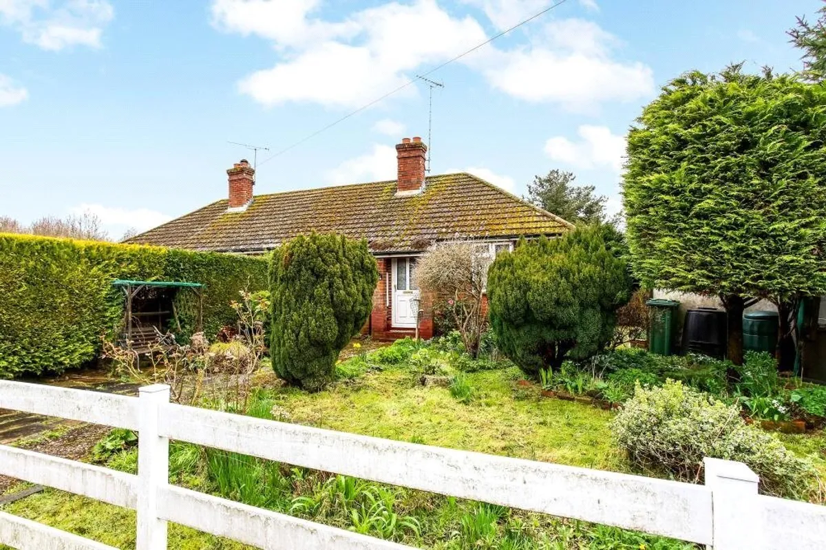 Hound Green Close, Mattingley, RG27