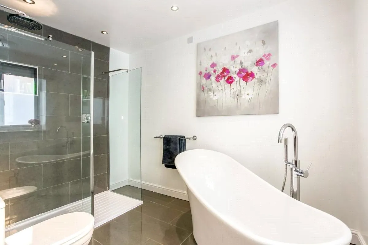 Reading Road, Chineham, Basingstoke, RG24