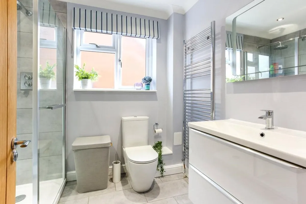 Reading Road, Chineham, Basingstoke, RG24