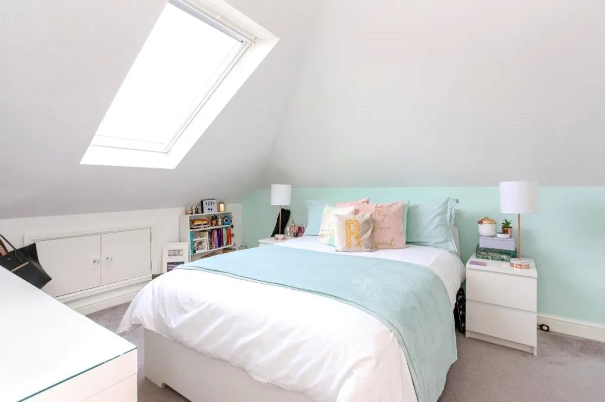 Reading Road, Chineham, Basingstoke, RG24