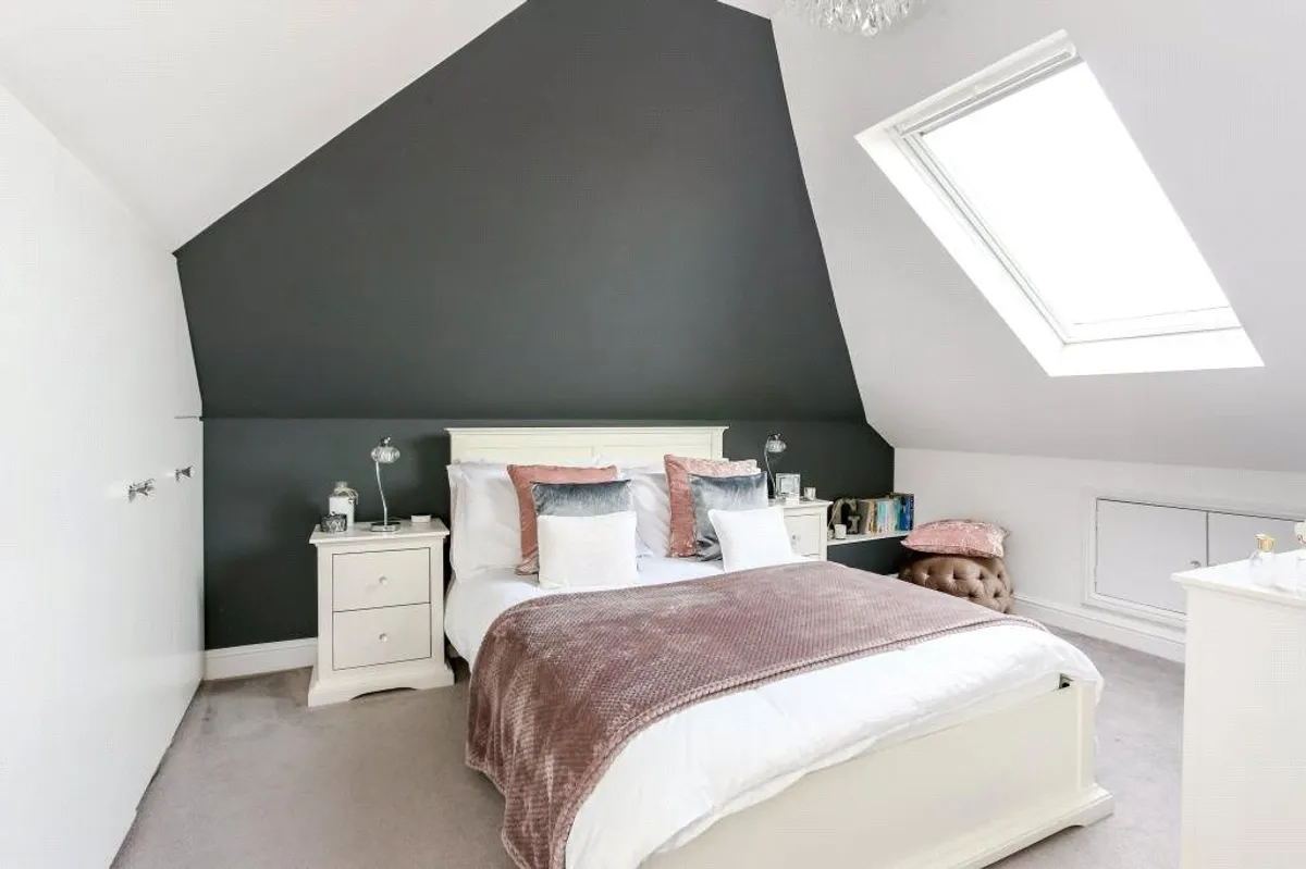 Reading Road, Chineham, Basingstoke, RG24