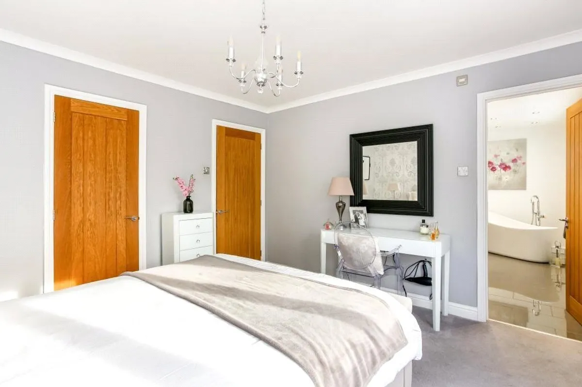 Reading Road, Chineham, Basingstoke, RG24
