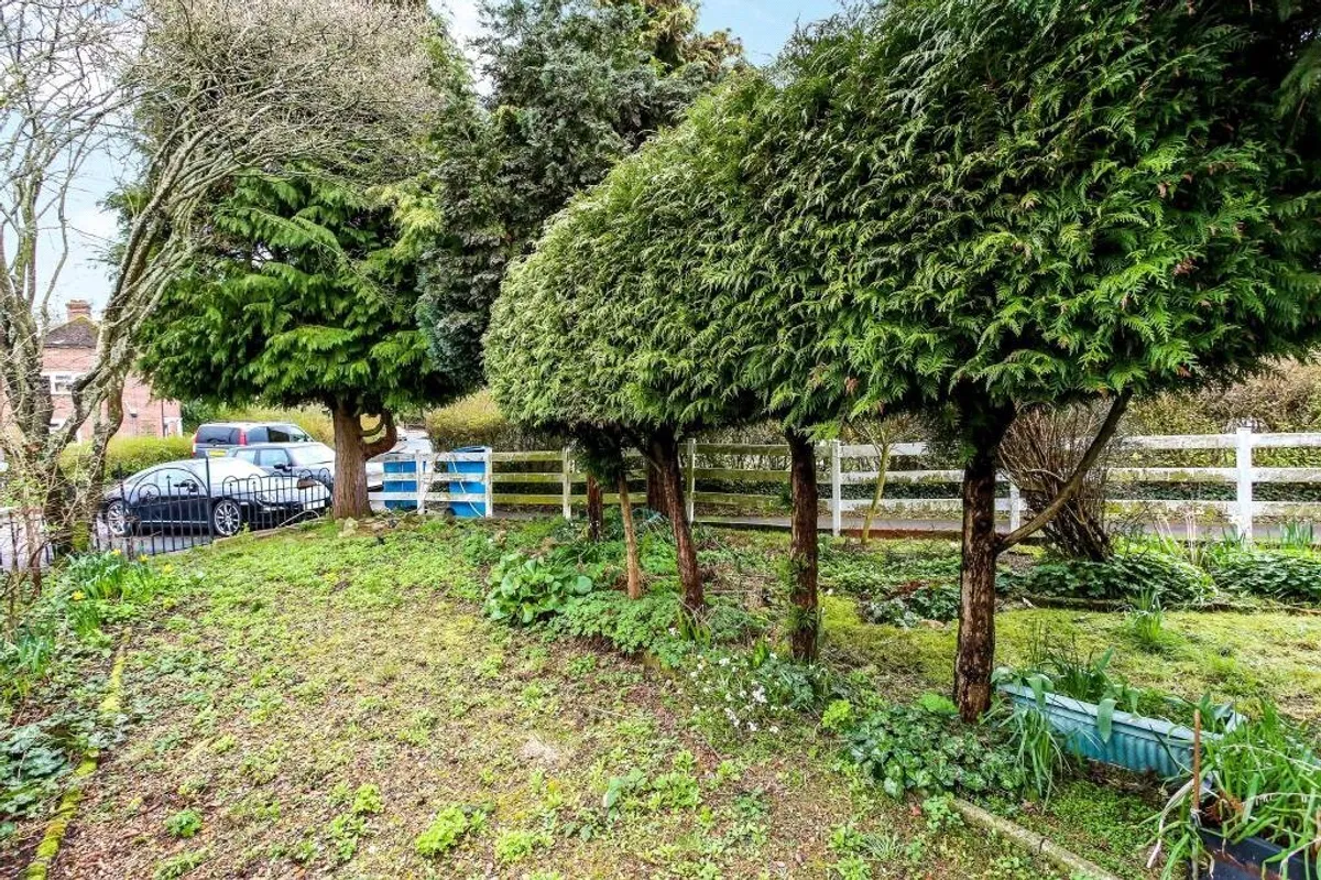 Hound Green Close, Mattingley, RG27