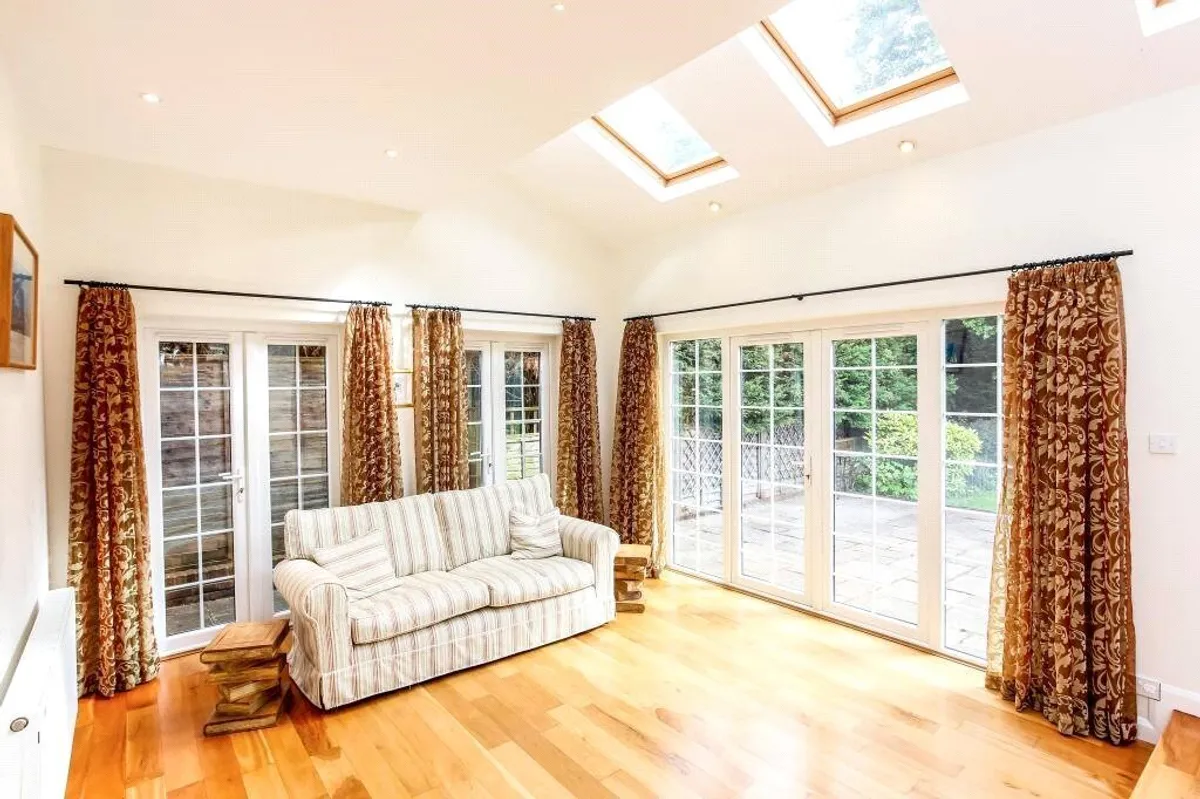 St Michaels Close, North Waltham, Basingstoke, RG25