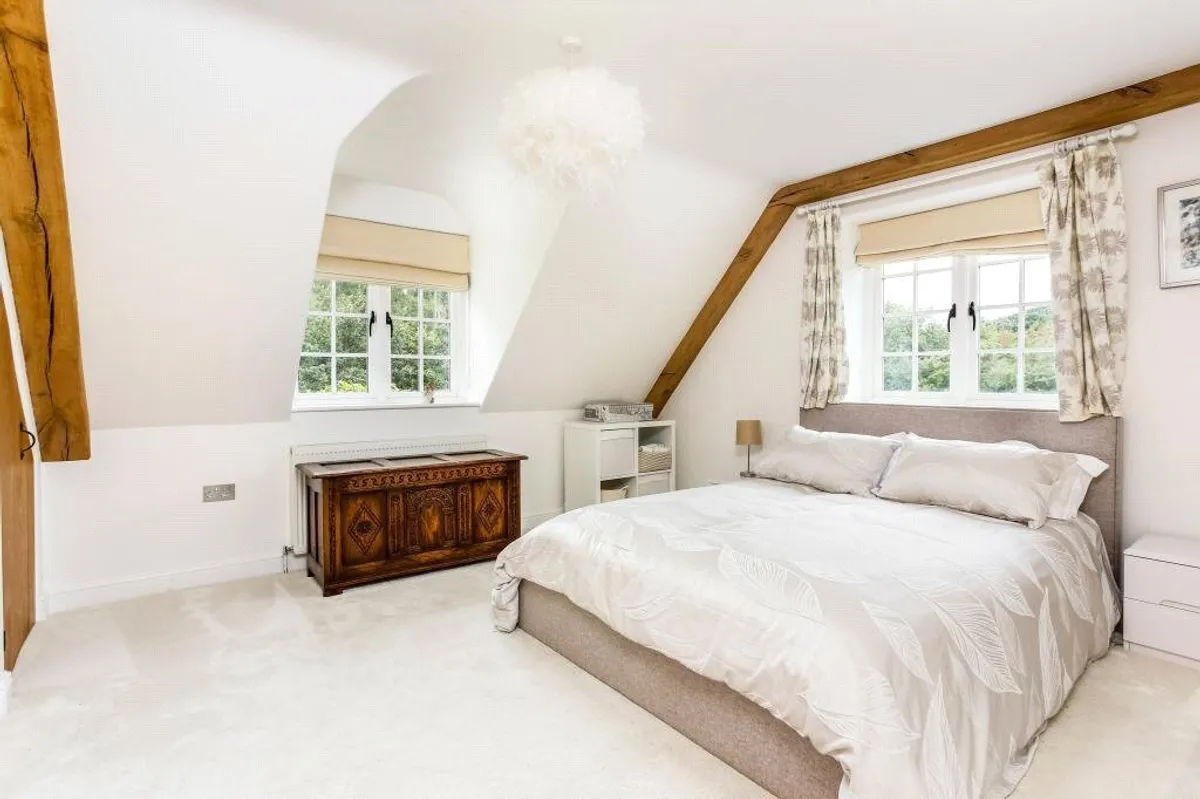 Woodside Cottage, Stockbridge Road, North Waltham, RG25