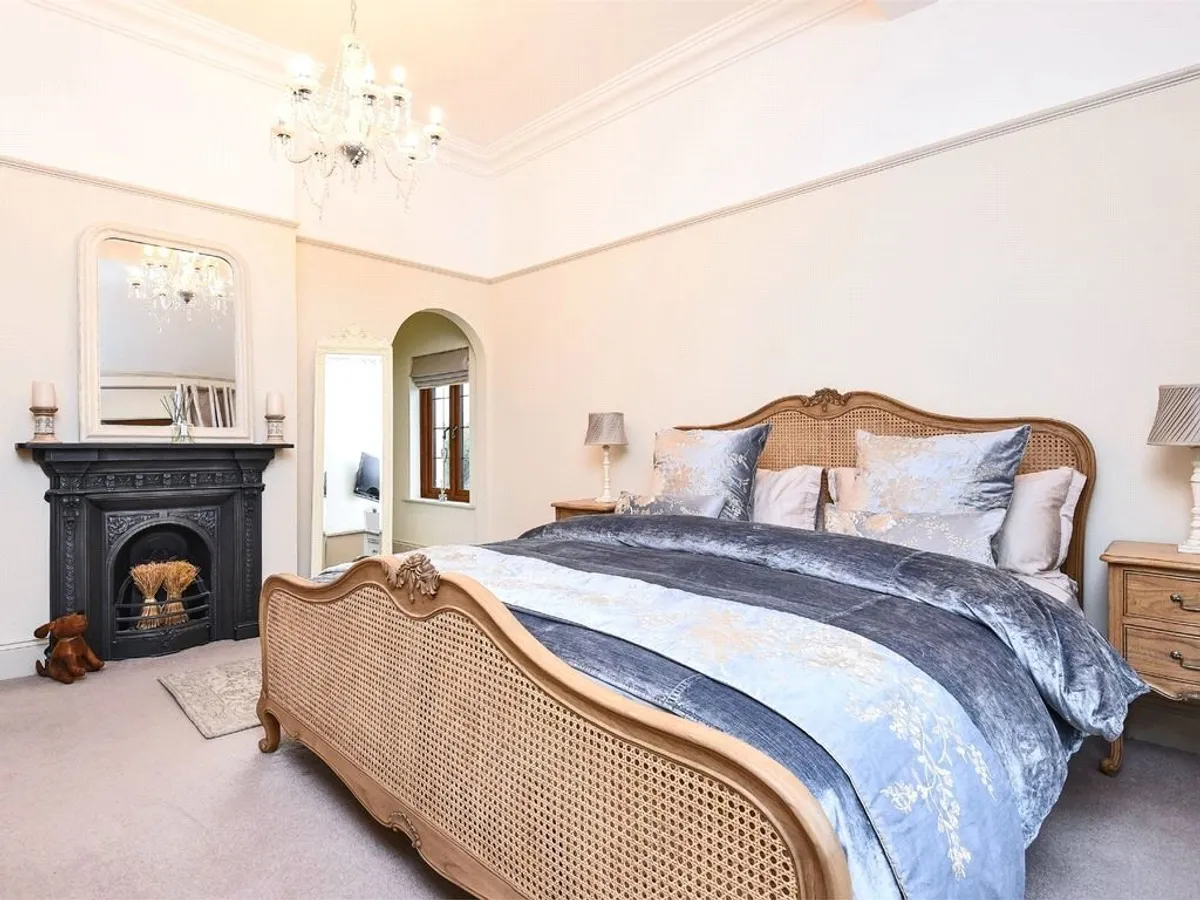 Breach Farm Cottages, Dummer, RG25