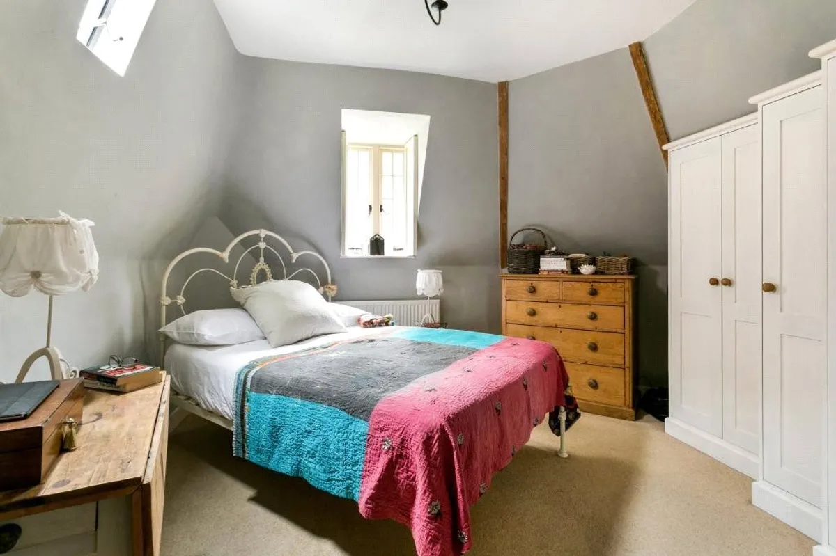 Bramley Corner, Bramley, RG26