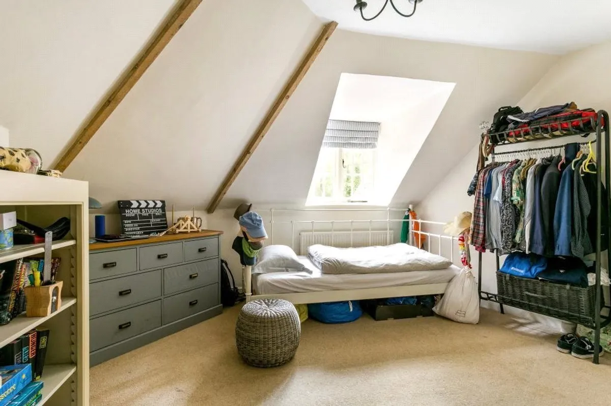 Bramley Corner, Bramley, RG26