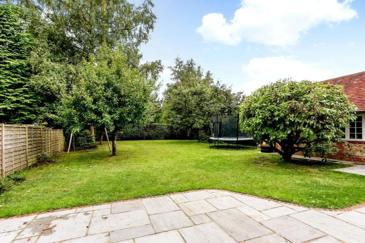 Woodside Cottage, Stockbridge Road, North Waltham, RG25