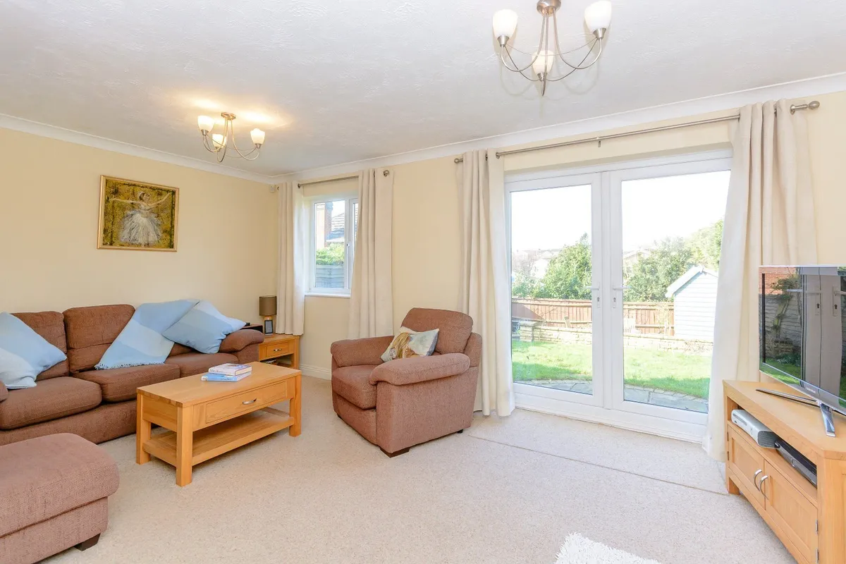 Meadow Rise, North Waltham, Basingstoke, RG25
