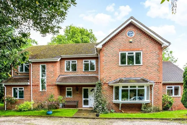 Russell Road, Basingstoke, RG21