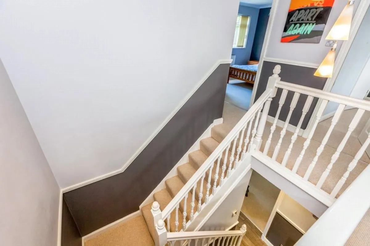 Begonia Close, Kempshott, Basingstoke, RG22