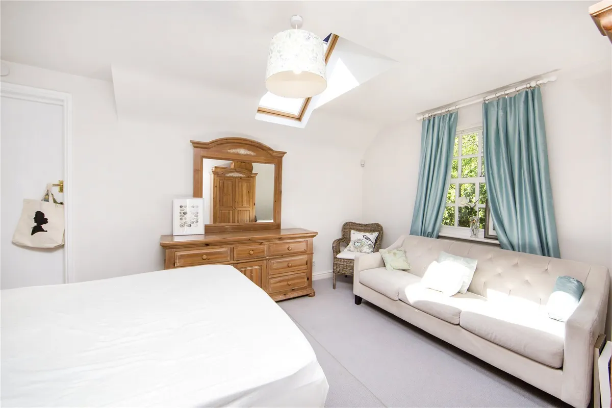 Mowbray Hill, Mortimer, Berkshire, RG7