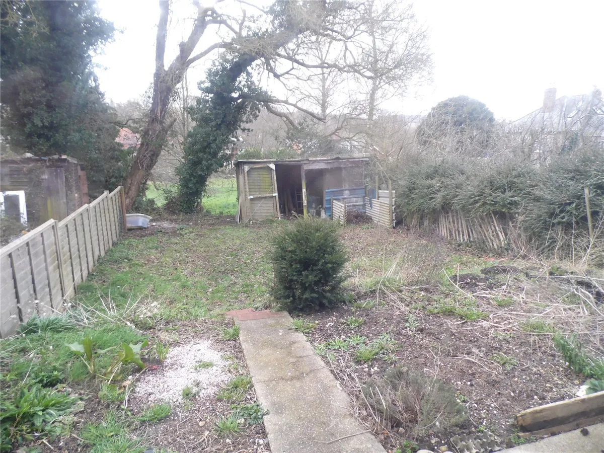 Fishers Field, St Mary Bourne, SP11