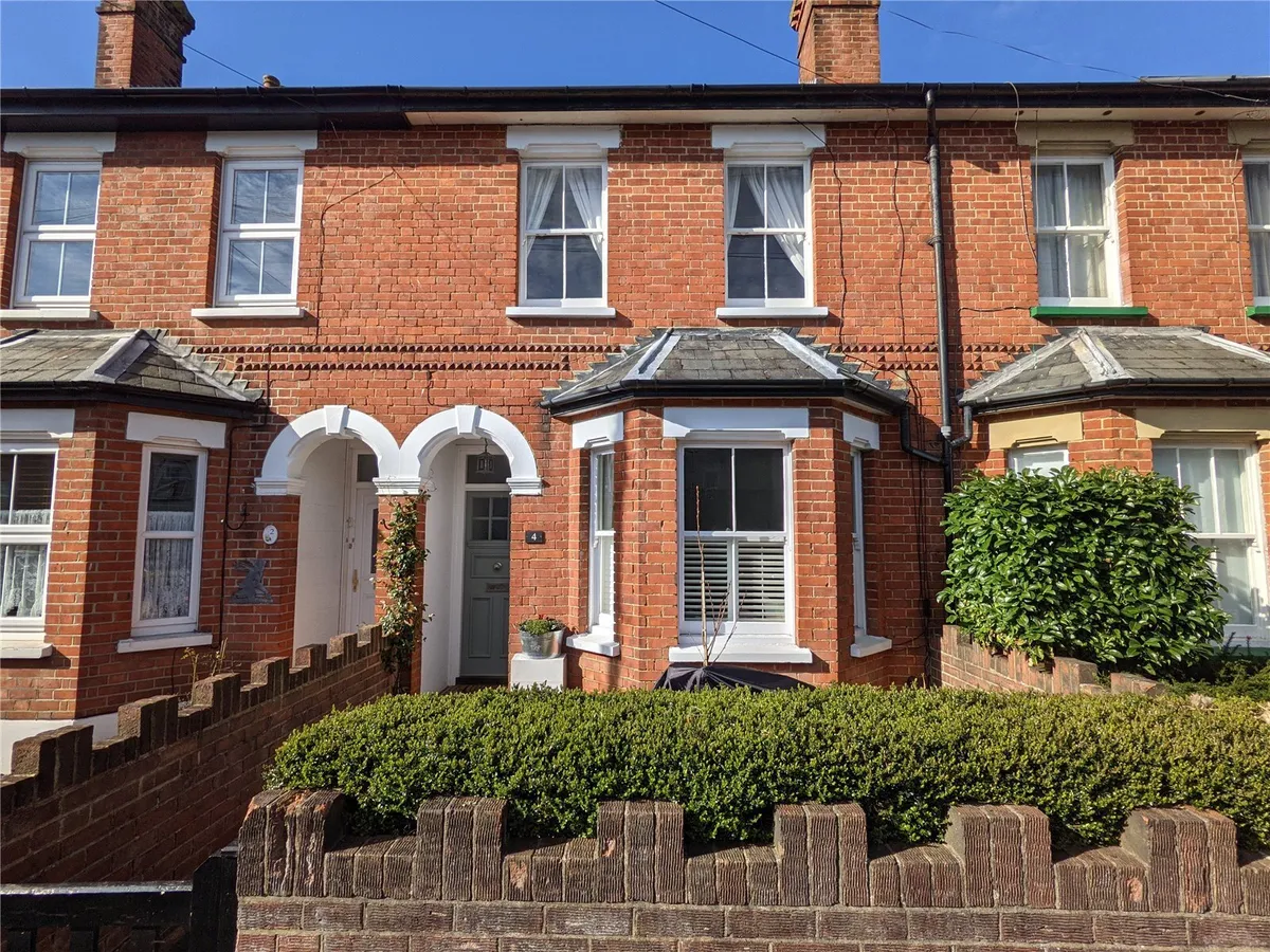 York Road, Farnborough, GU14