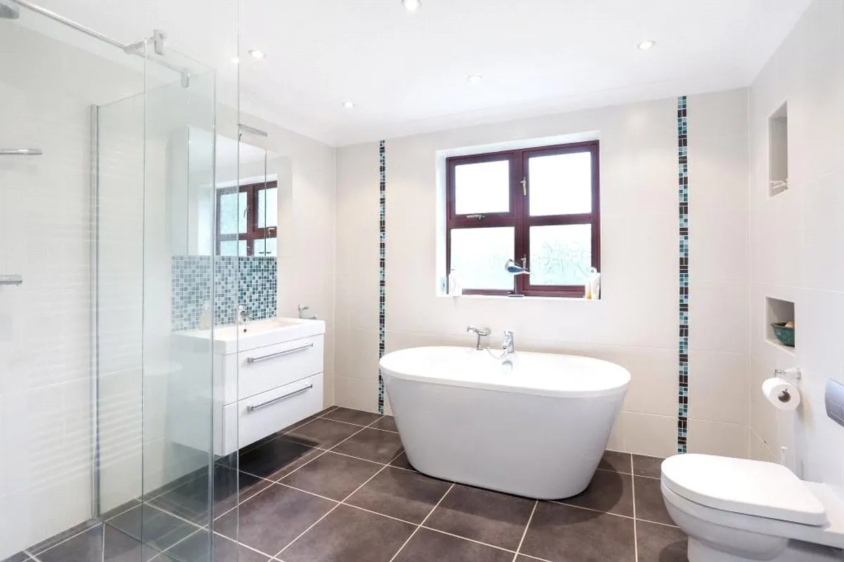 Salters Heath Road, Monk Sherborne, Nr Basingstoke, RG26