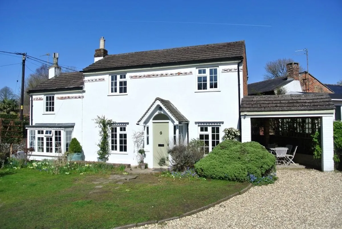 Pond Cottage, Oakley, RG23