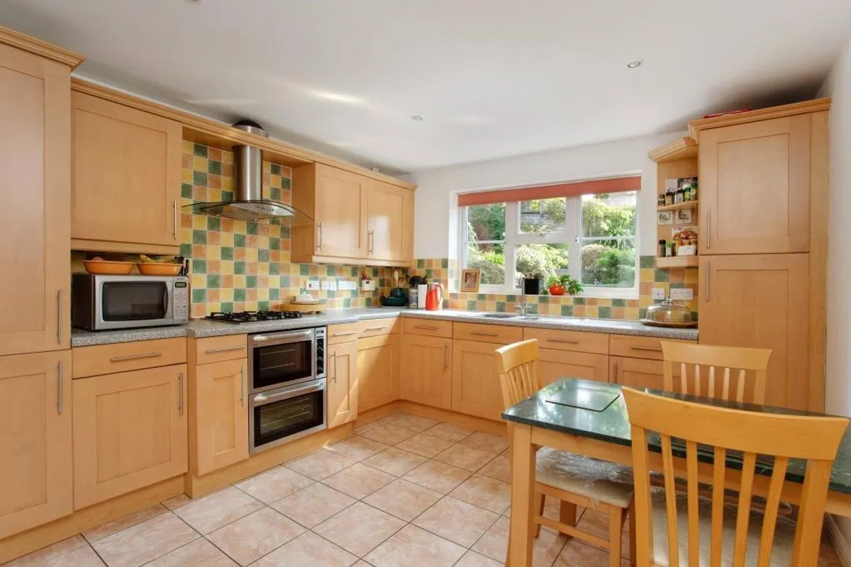 Wood End, Chineham, RG24
