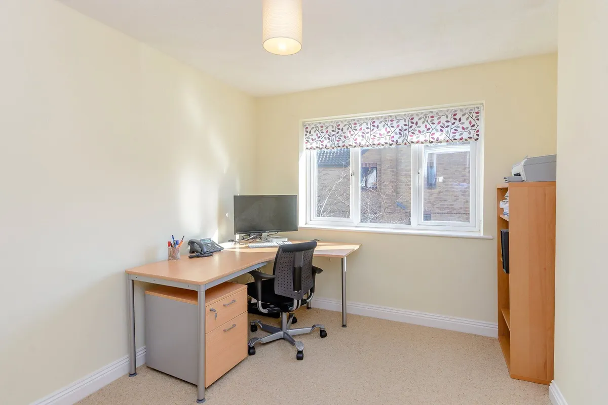 Meadow Rise, North Waltham, Basingstoke, RG25