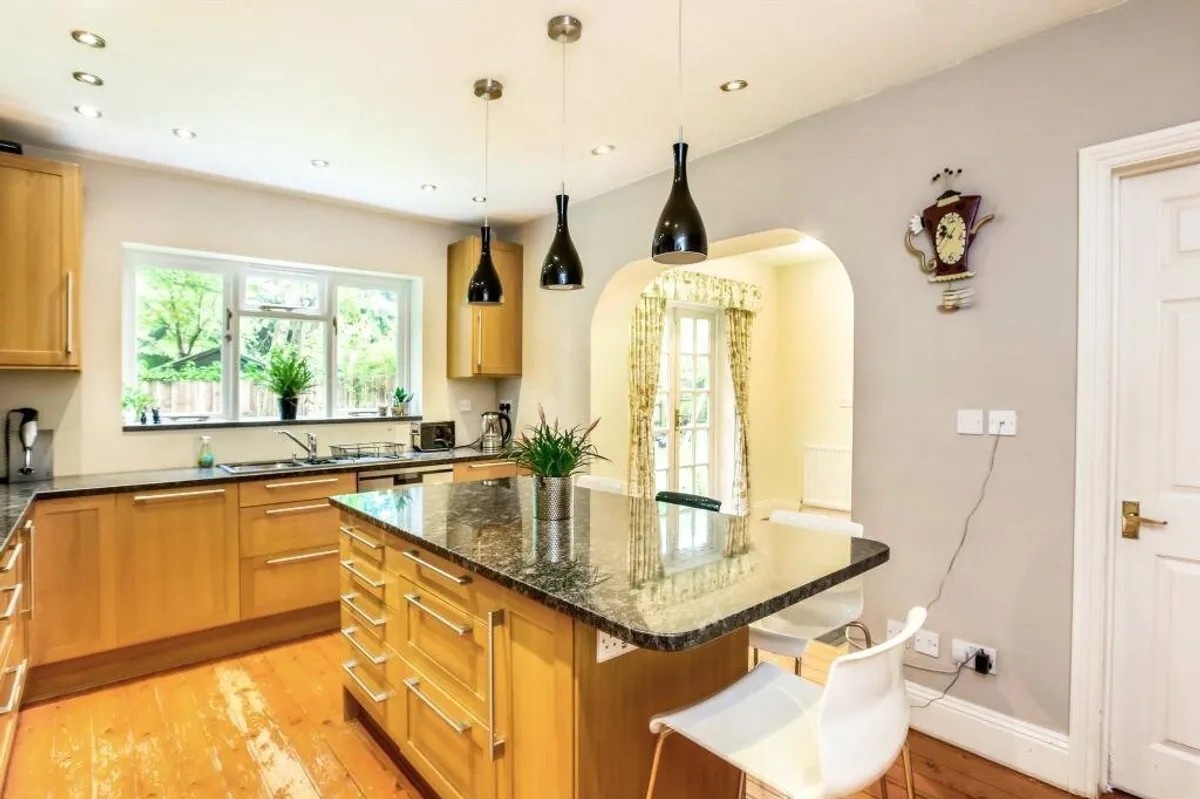 Russell Road, Basingstoke, RG21