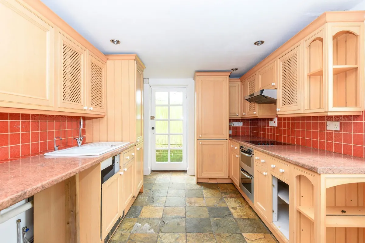 Station Road, Overton, Basingstoke, RG25